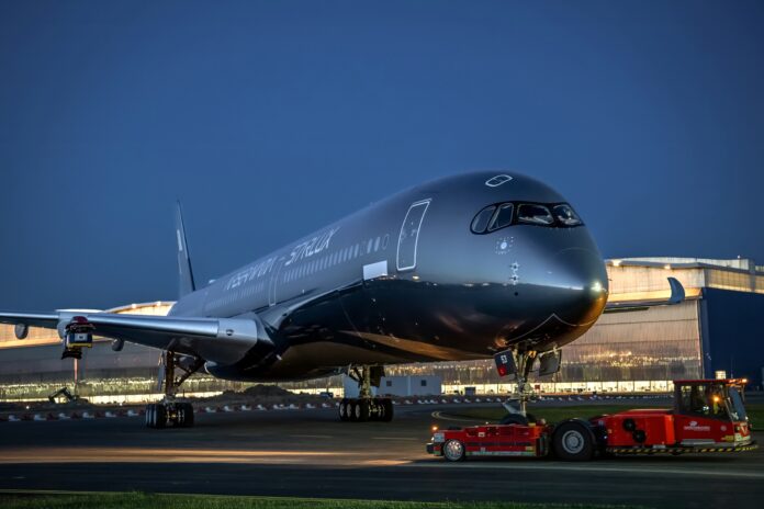 STARLUX Airlines ตอกย้ำมาตรฐานสายการบินระดับโลก คว้า SKYTRAX 5 ดาว 2 ปีซ้อน พร้อมเปิดเส้นทางใหม่ “ปราก”